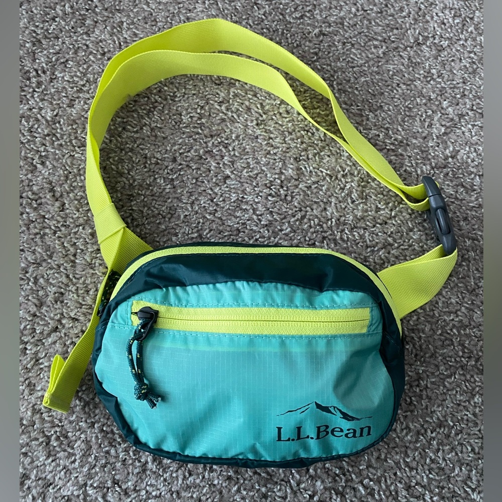 L.L. Bean Stowaway Hip Pack Soft Juniper Ultralight Belt Bag Crossbody